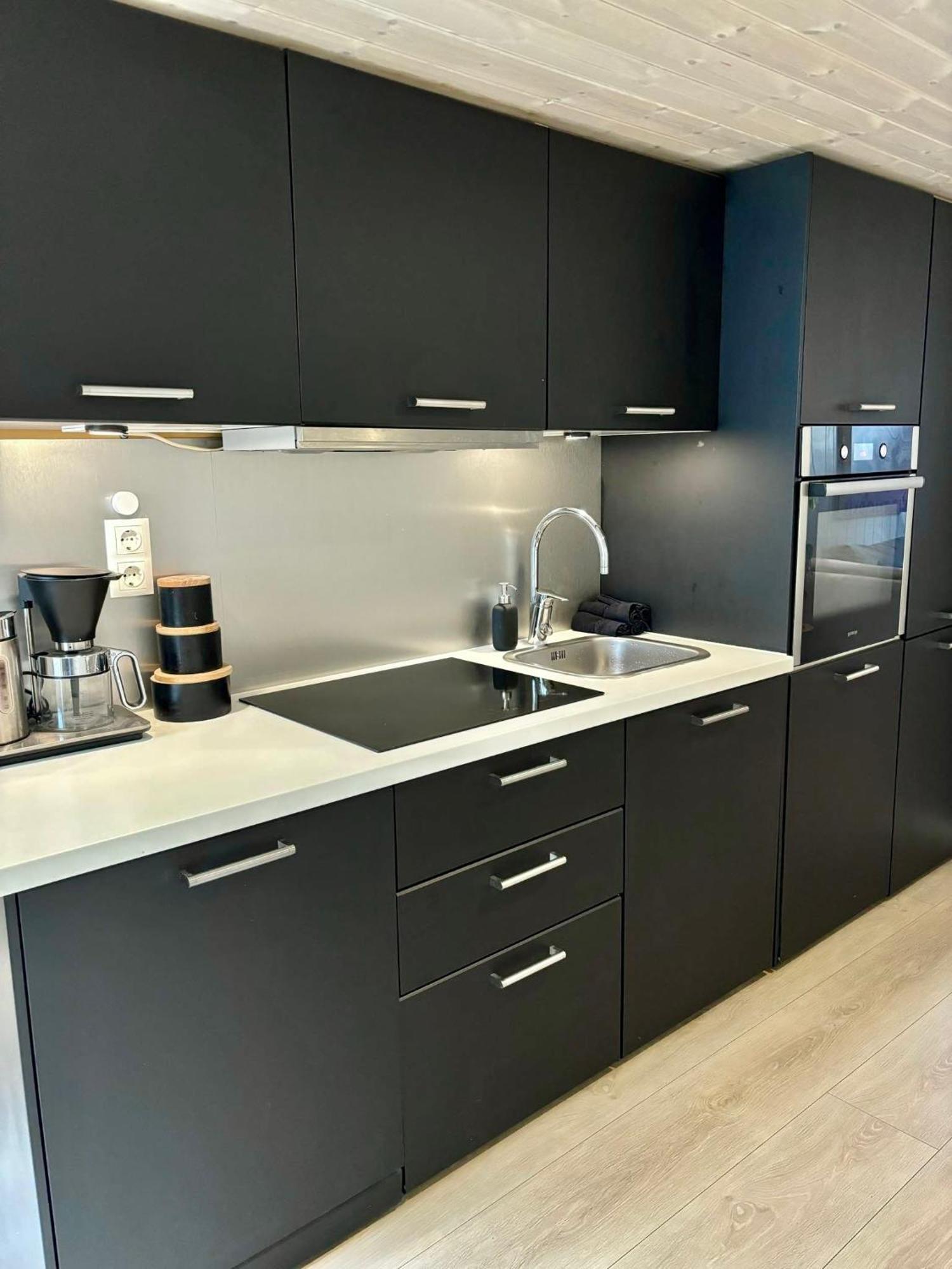 Down Town Apartment With Outside Area In Villa Kristiansand Exteriör bild