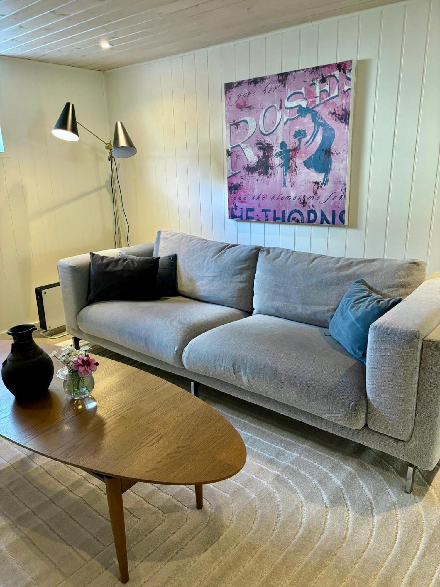 Down Town Apartment With Outside Area In Villa Kristiansand Exteriör bild