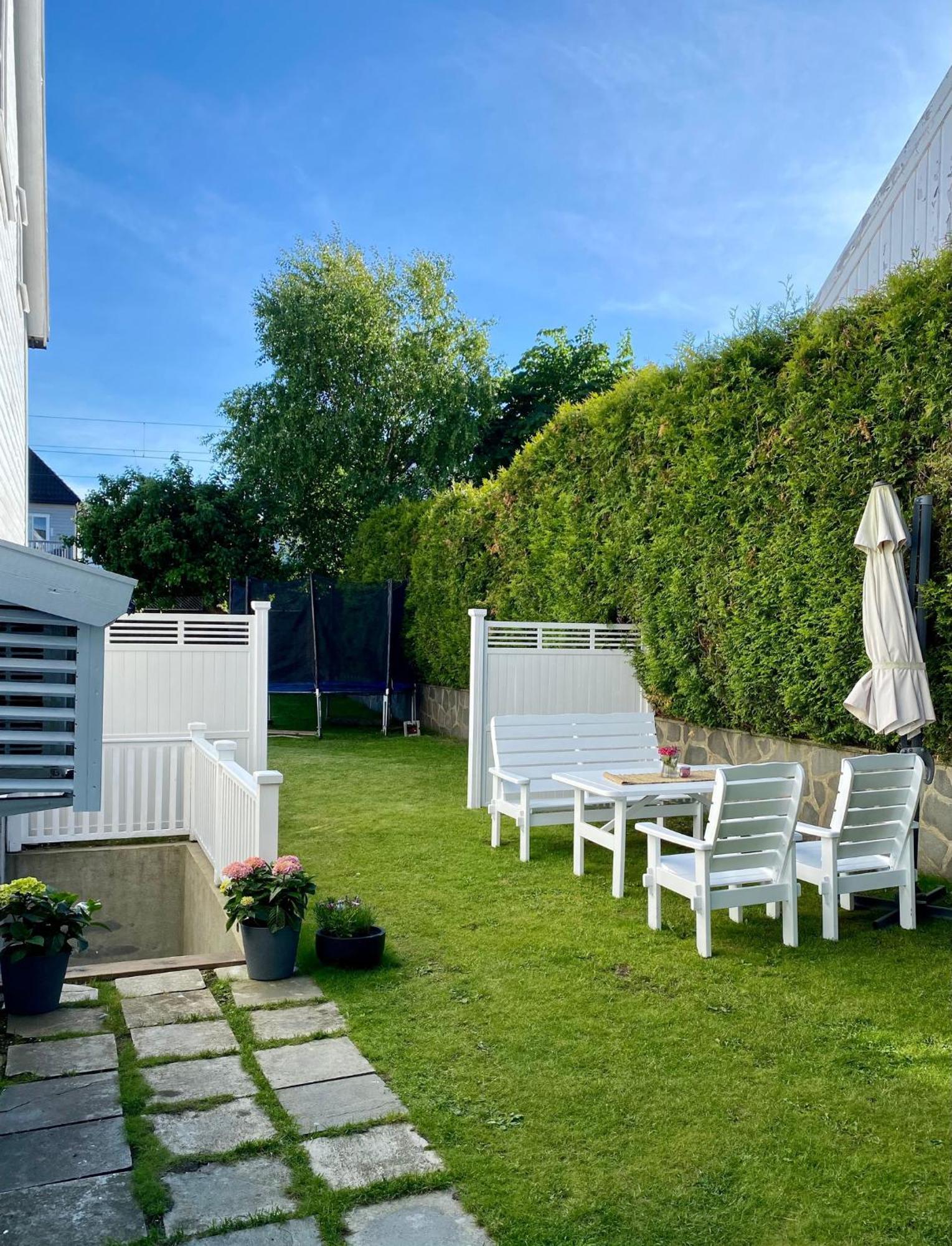 Down Town Apartment With Outside Area In Villa Kristiansand Exteriör bild